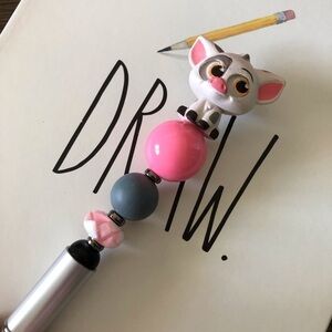 Disney Doorables: Moana: Pua handmade beaded pen